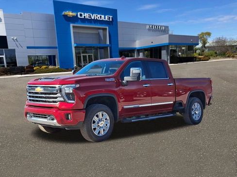 Used 2025 Chevrolet Silverado 3500 High Country image 3
