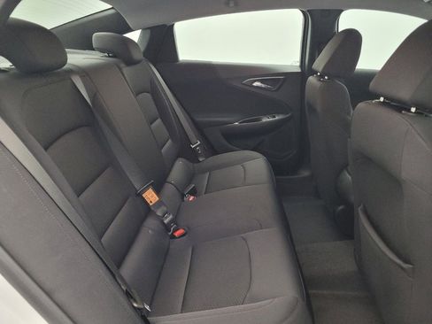 Used 2023 Chevrolet Malibu LS FWD image 19