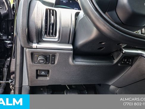 Used 2025 Ford Expedition Platinum AWD/4WD image 21