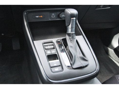 Used 2025 Honda CR-V LX image 27