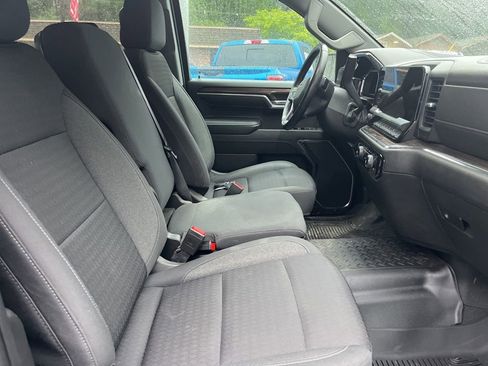 Used 2023 Chevrolet Silverado 1500 LT AWD/4WD image 23