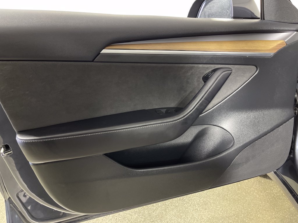 Used 2023 Tesla Model 3 Standard Range RWD image 17