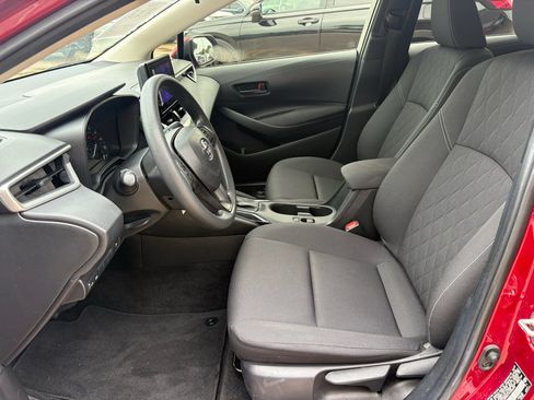 Used 2023 Toyota Corolla LE FWD image 10
