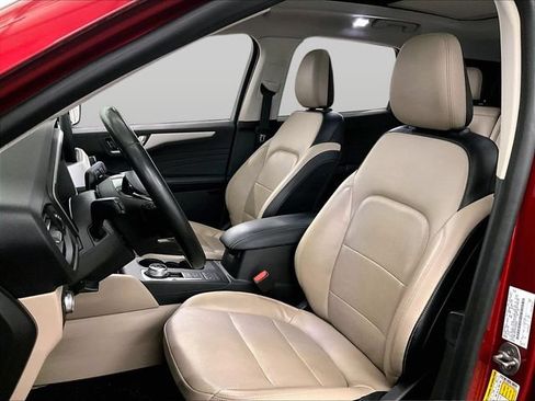 Used 2022 Ford Escape SEL w/ Technology Package AWD/4WD image 24