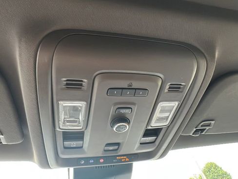 Used 2023 Chevrolet Tahoe Z71 image 30