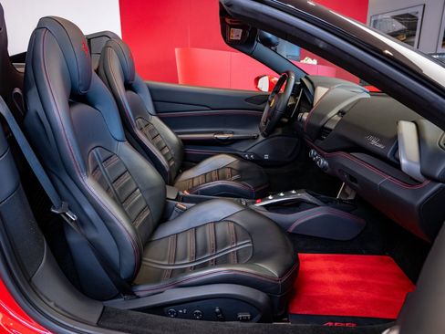 Certified 2019 Ferrari 488 Spider image 18