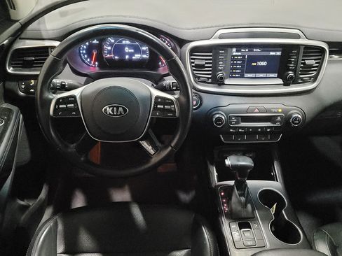 Used 2020 Kia Sorento EX AWD/4WD image 22