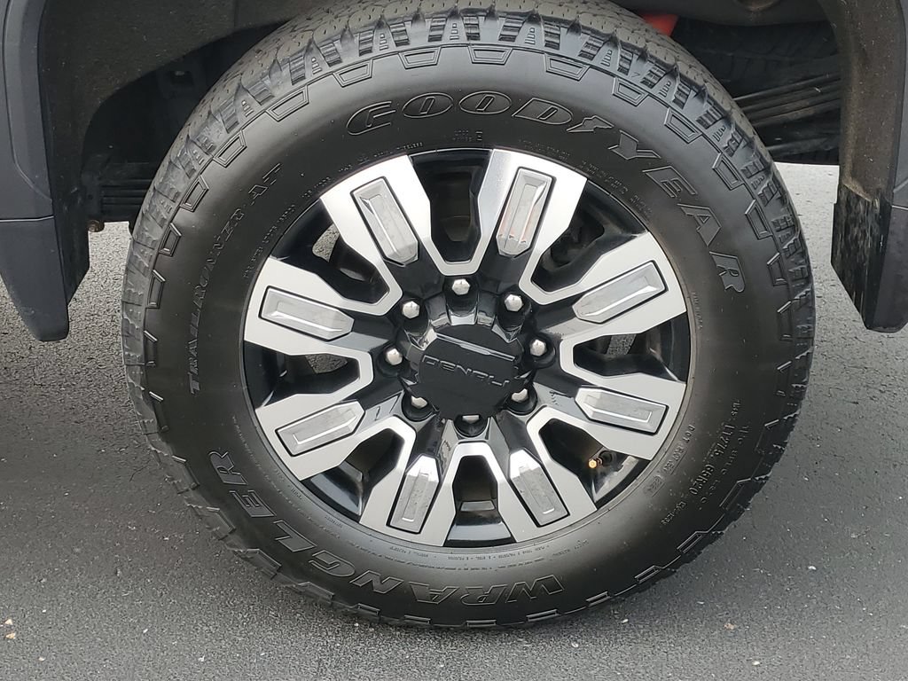 Used 2024 GMC Sierra 2500 Denali w/ Denali Reserve Package AWD/4WD image 5