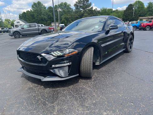 Used 2019 Ford Mustang GT Premium w/ Equipment Group 401A RWD image 7
