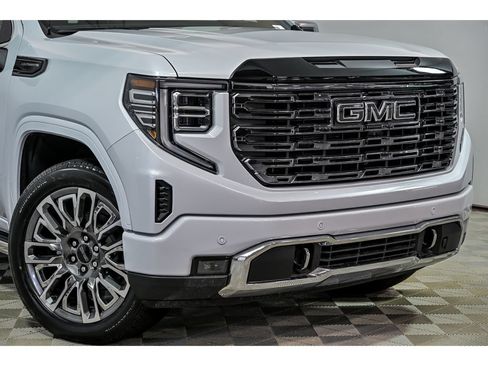 New 2026 GMC Sierra 1500 Denali Ultimate w/ LPO, Black Badging Package AWD/4WD image 2