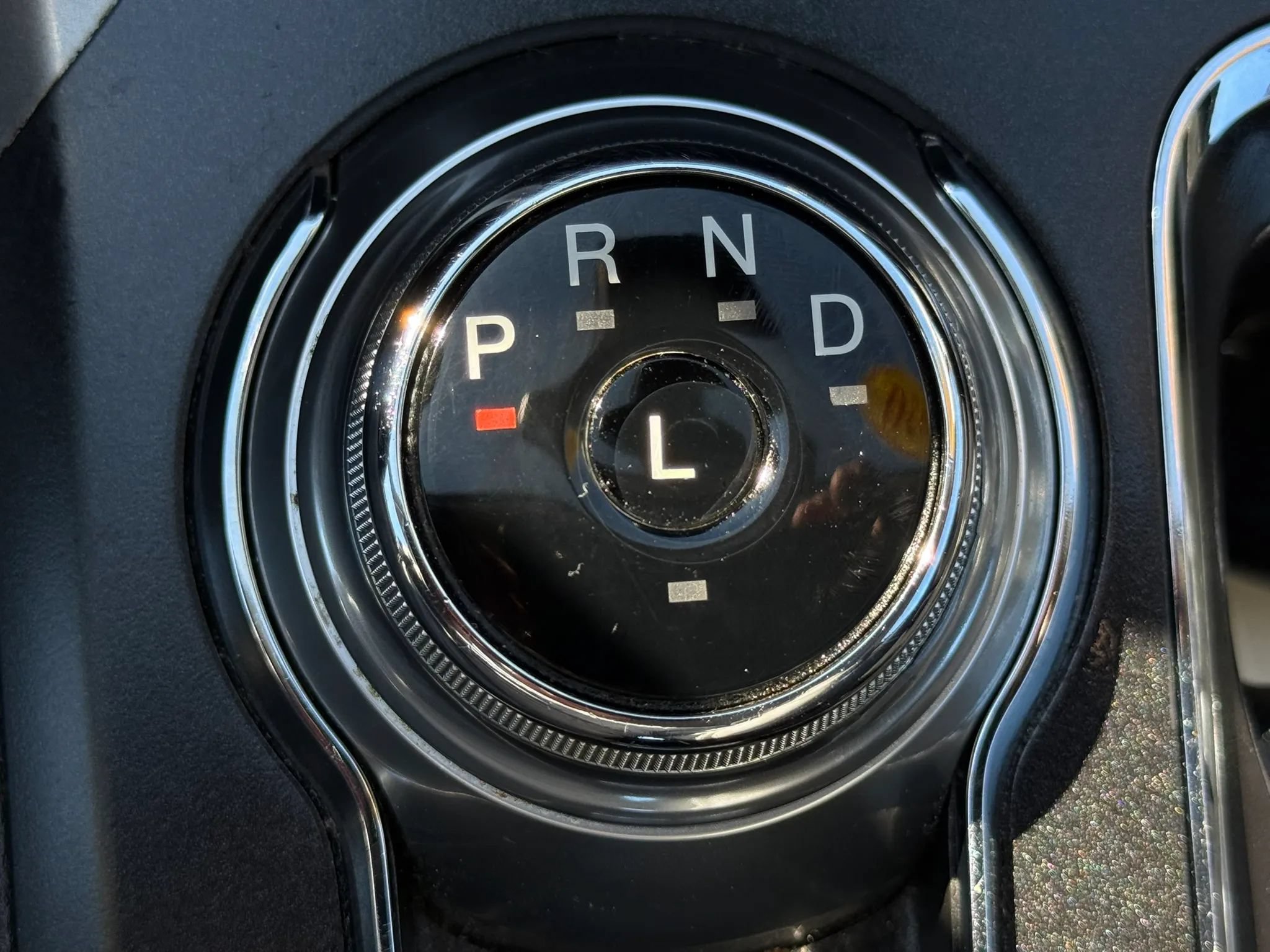 Used 2020 Ford Fusion SE FWD image 13