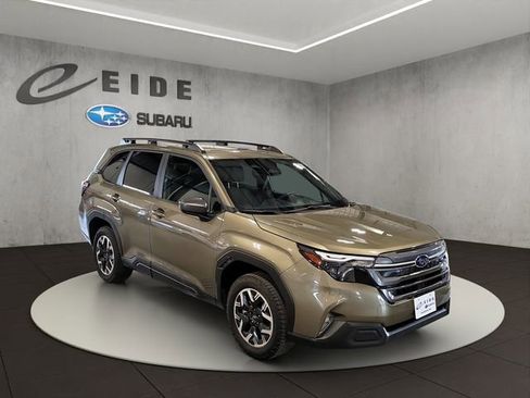Used 2025 Subaru Forester Premium w/ Convenience Package #1 AWD/4WD image 34