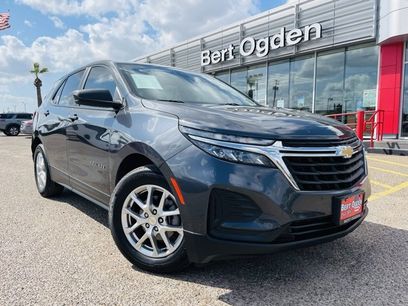 Used 2022 Chevrolet Equinox LS w/ LS Convenience Package