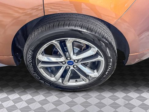 Used 2017 Ford Edge Sport w/ Technology Package image 32