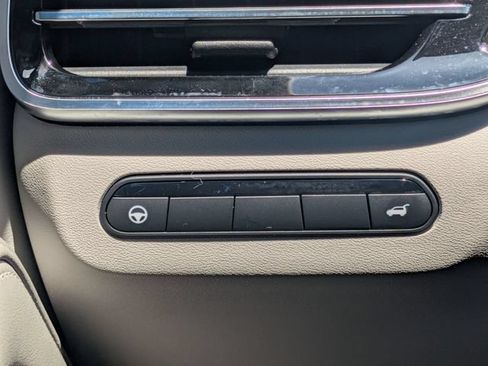 Used 2026 INFINITI QX60 Luxe w/ Cargo Package FWD image 30