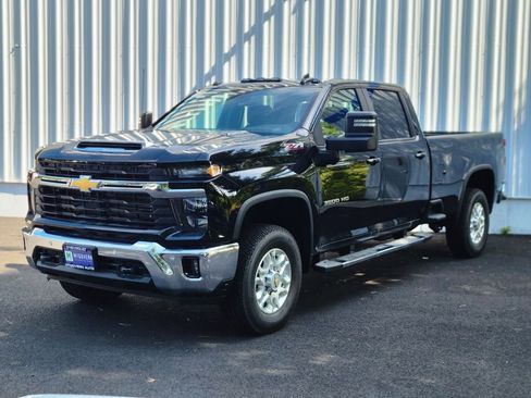 New 2025 Chevrolet Silverado 3500 LT w/ Safety Package image 7