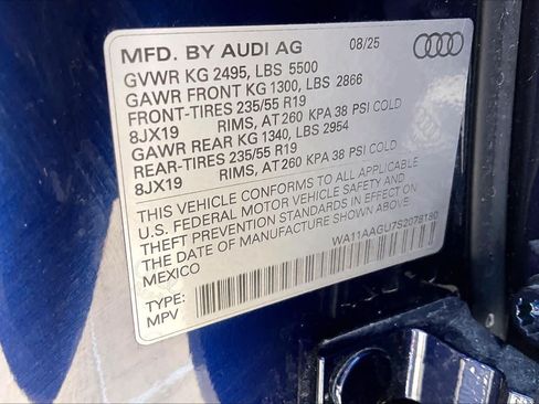 Used 2025 Audi Q5 Premium w/ Convenience Package AWD/4WD image 34