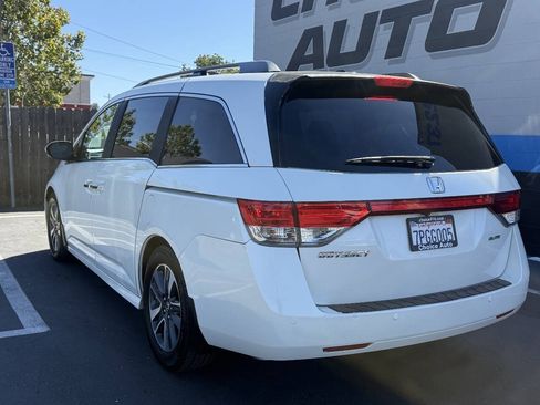 Used 2016 Honda Odyssey Touring Elite image 4