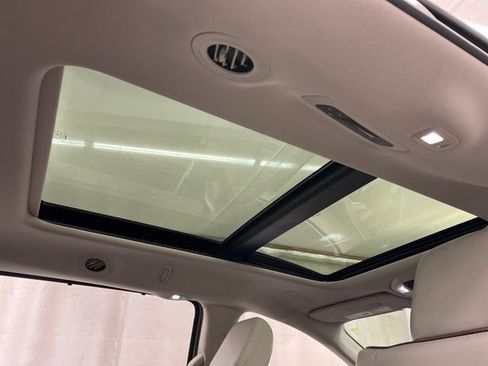 Used 2020 Chrysler Pacifica Limited image 20