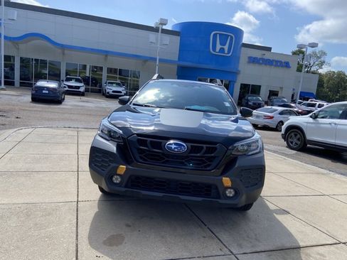 Used 2024 Subaru Outback Wilderness AWD/4WD image 5