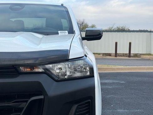 Used 2025 Chevrolet Colorado W/T w/ Advanced Trailering Package image 6