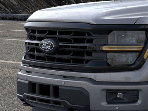 New 2026 Ford F150 XLT w/ Equipment Group 302A MID AWD/4WD image 17