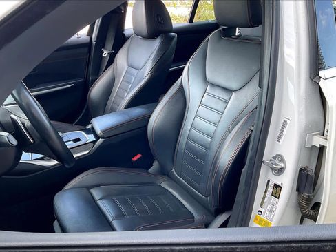 Used 2019 BMW 330i Sedan w/ Premium Package image 7