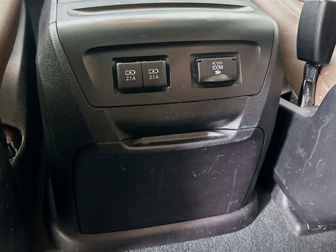 Used 2019 Toyota Sienna Limited Premium AWD/4WD image 35