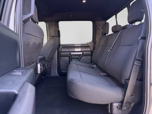 Used 2018 Ford F150 XLT w/ Equipment Group 302A Luxury AWD/4WD image 30