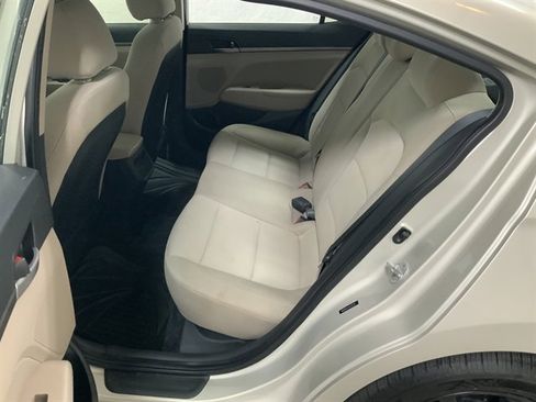 Used 2018 Hyundai Elantra Value Edition FWD image 15