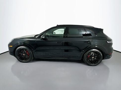 New 2026 Porsche Cayenne GTS AWD/4WD image 2