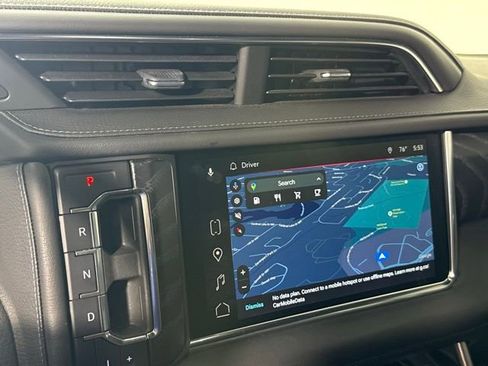 Used 2022 GMC Yukon XL Denali w/ Advanced Technology Package image 18