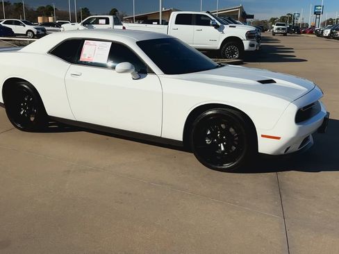 Used 2021 Dodge Challenger SXT w/ Plus Package image 3