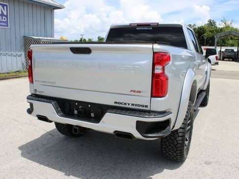 Used 2022 Chevrolet Silverado 1500 RST w/ Safety Package AWD/4WD image 11