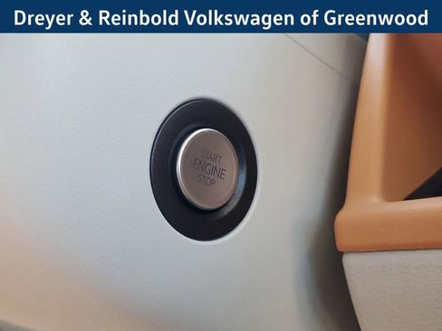 New 2025 Volkswagen ID. Buzz 1st Edition image 30