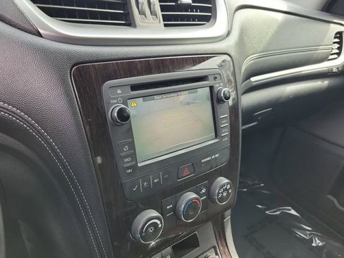 Used 2016 Chevrolet Traverse LT image 20