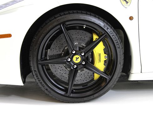 Used 2015 Ferrari 458 Spider RWD image 21