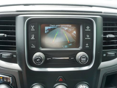 Used 2018 RAM 1500 Express w/ Express Value Package AWD/4WD image 16