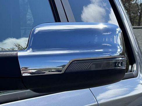 Used 2025 RAM 1500 Laramie AWD/4WD image 36