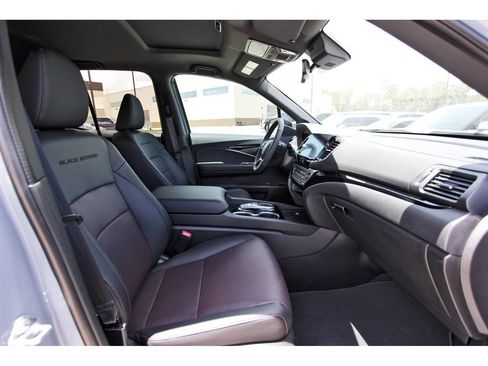 Used 2026 Honda Ridgeline Black Edition image 26