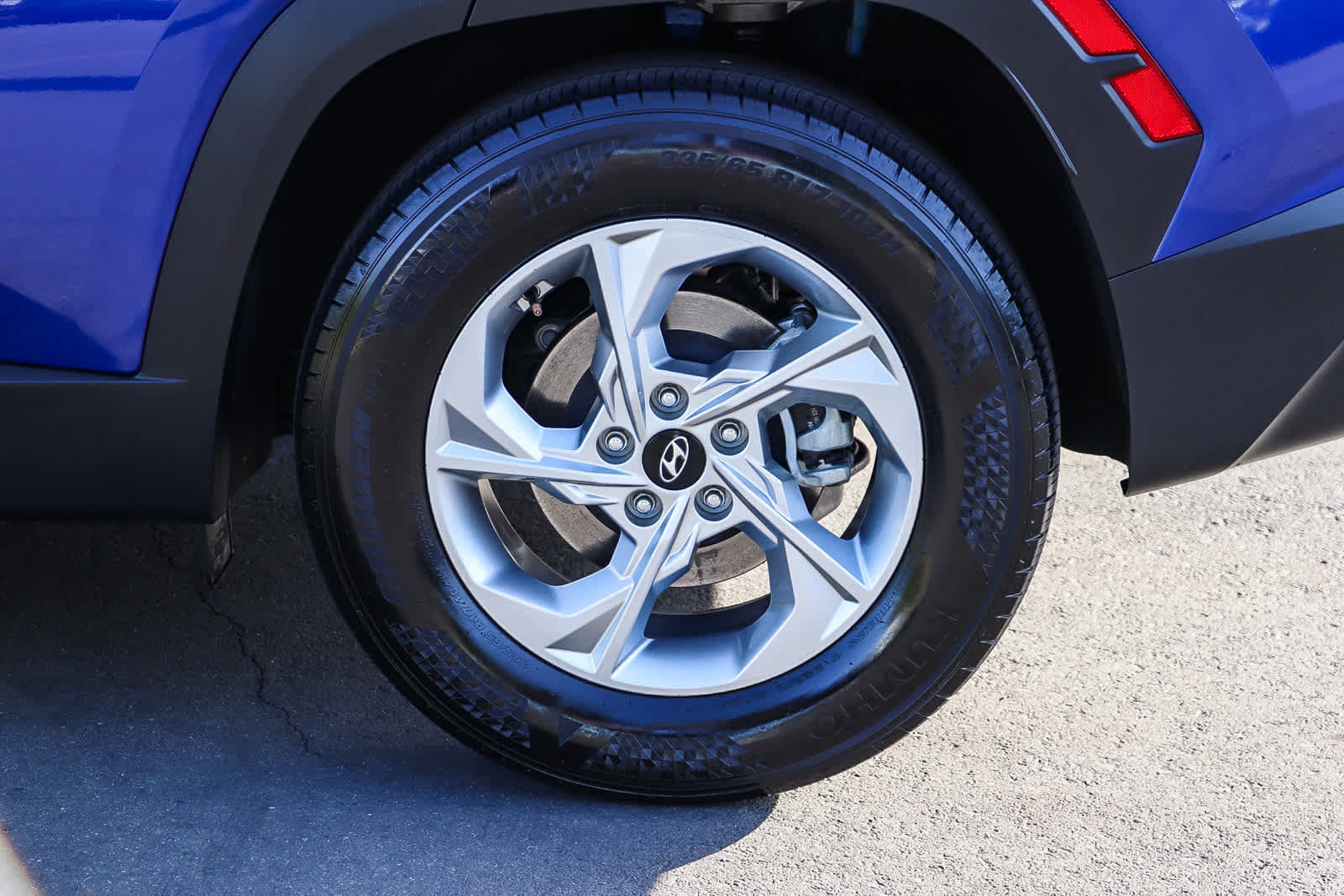 Certified 2024 Hyundai Tucson SEL FWD image 12