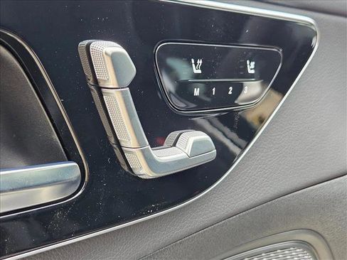 Used 2025 Mercedes-Benz C 300 C 300 image 5