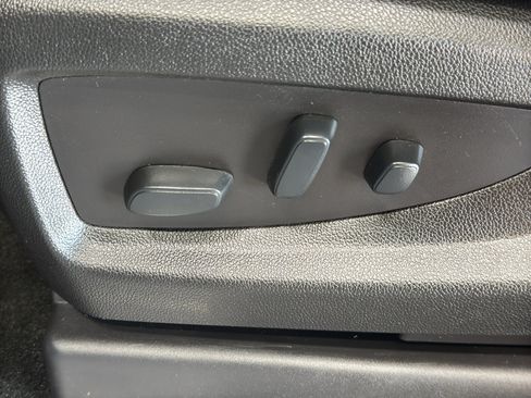 Used 2018 Chevrolet Silverado 1500 LT w/ All Star Edition AWD/4WD image 14