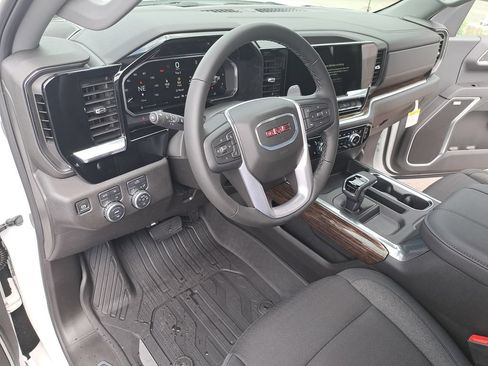 New 2026 GMC Sierra 1500 Elevation AWD/4WD image 15