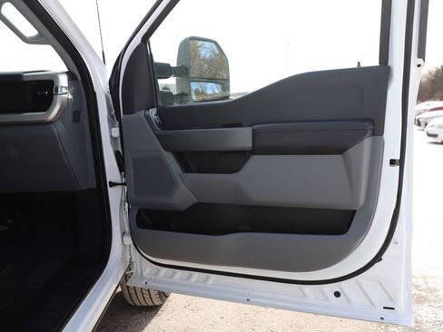 Used 2023 Ford F250 XLT image 10