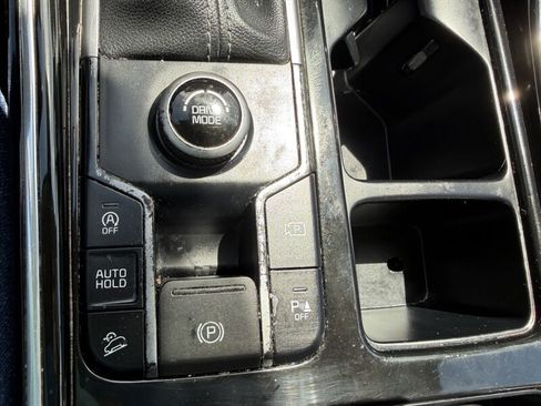 Used 2023 Kia Sorento SX FWD image 28