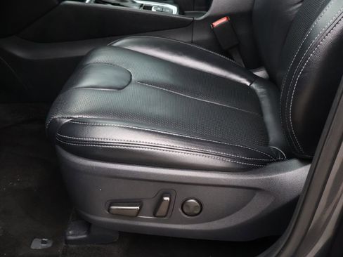 Used 2020 Hyundai Santa Fe SEL w/ Convenience Package image 14