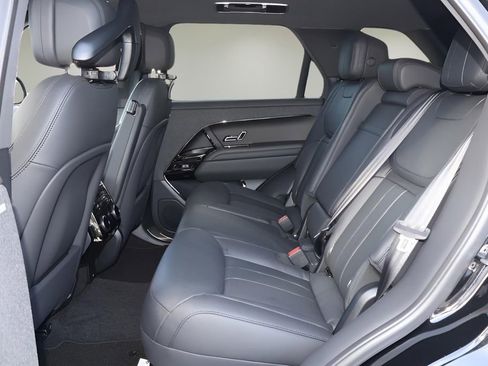 New 2026 Land Rover Range Rover Sport Dynamic SE AWD/4WD image 13