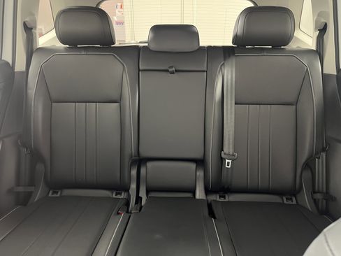Certified 2022 Volkswagen Tiguan SE AWD/4WD image 13