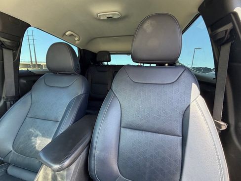 Used 2022 Chevrolet Bolt EUV Premier FWD image 13